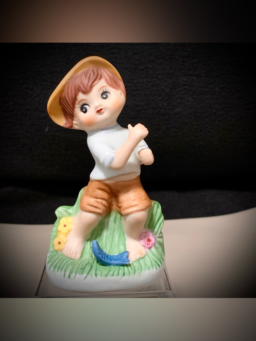 💗Vintage Korean Boy Fishing Figurine Ceramic Collectible